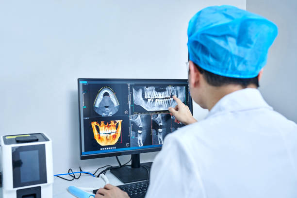 Best Emergency Dentist for Knocked-Out Tooth in Universal City, TX